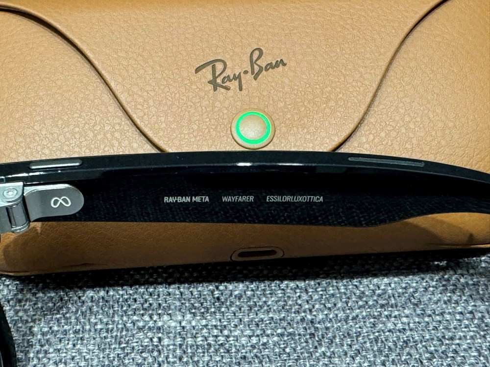 Cần bán Kính Ray-Ban Meta Wayfarer 2