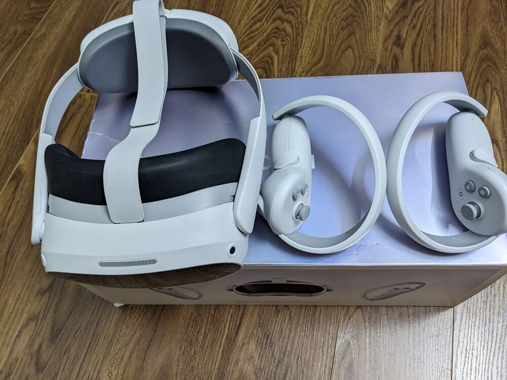 Cần bán Pico 4 - 256GB fullbox